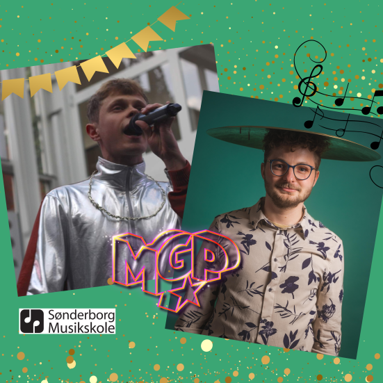 En mand med en mikrofon og en mand med en tromme på hovedet. 