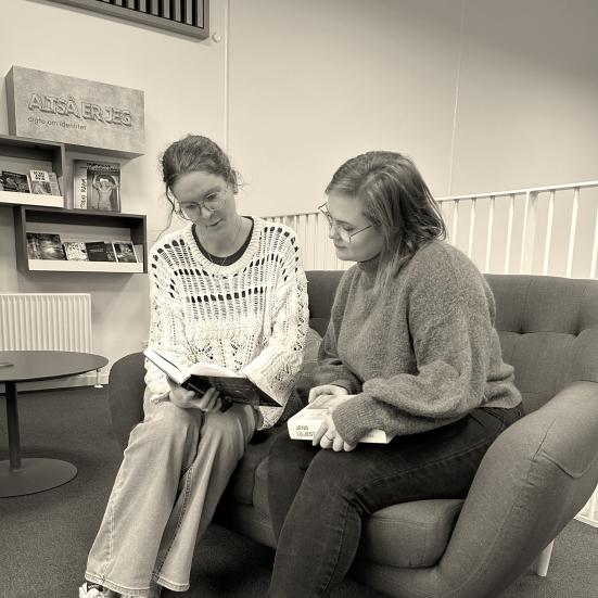 Portrætter af Frederikke Wiinholt og Kimmie Haahr Hansen